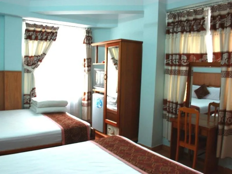 Quang Vinh 1 Hotel Να Τρανγκ 0*,  Βιετνάμ